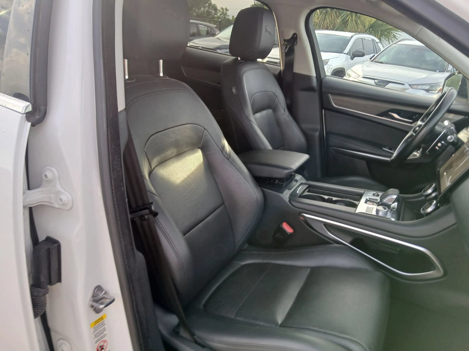 Used 2022 Jaguar F-PACE S AWD/4WD image 19