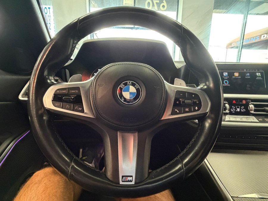 Used 2022 BMW 330i Sedan w/ M Sport Package RWD image 51