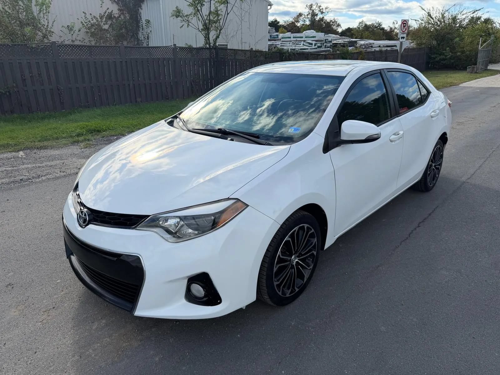 Used 2014 Toyota Corolla S w/ Driver Convenience Package FWD image 1