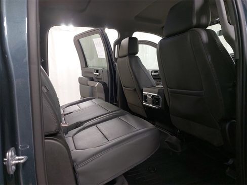 Used 2020 Chevrolet Silverado 2500 LTZ w/ LTZ Premium Package image 14