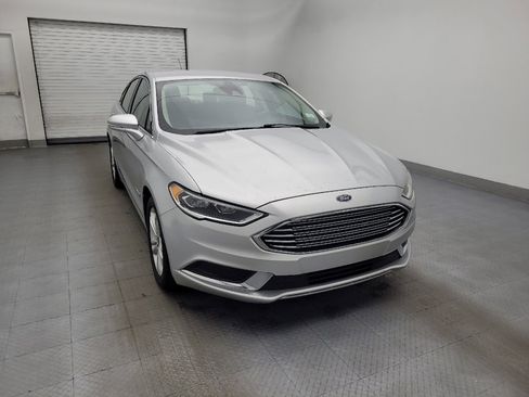 Used 2018 Ford Fusion SE w/ Equipment Group 602A image 14