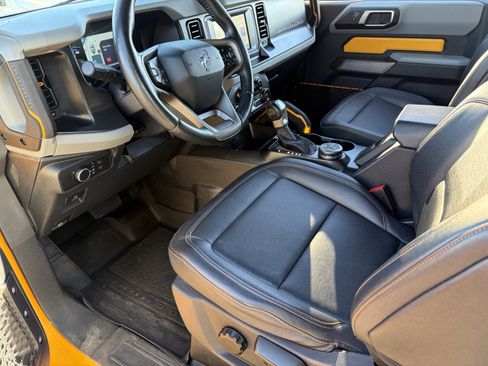 Used 2021 Ford Bronco Badlands image 18