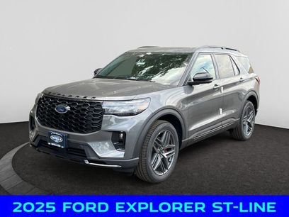 New 2025 Ford Explorer ST-Line w/ Premium Package