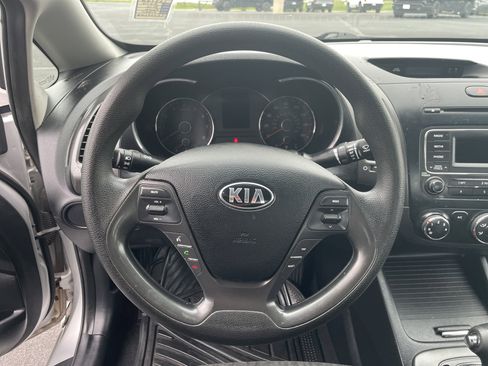 Used 2014 Kia Forte LX FWD image 10