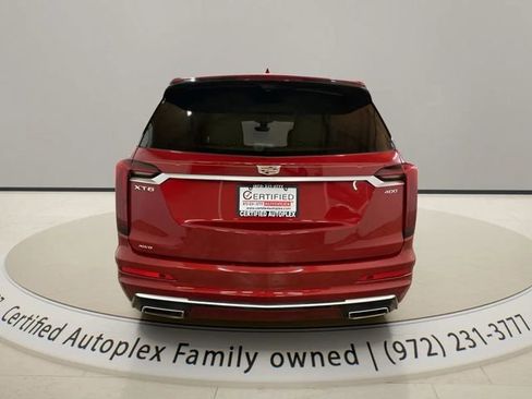 Used 2023 Cadillac XT6 Premium Luxury w/ Technology Package AWD/4WD image 4