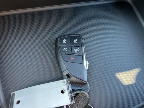 Used 2025 Chevrolet Silverado 2500 LTZ w/ Trail Boss Package image 29