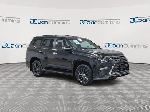 Used 2023 Lexus GX 460 Luxury w/ Sport Design Package AWD/4WD image 2