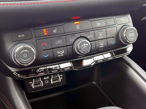 Certified 2023 Dodge Durango GT AWD/4WD image 31