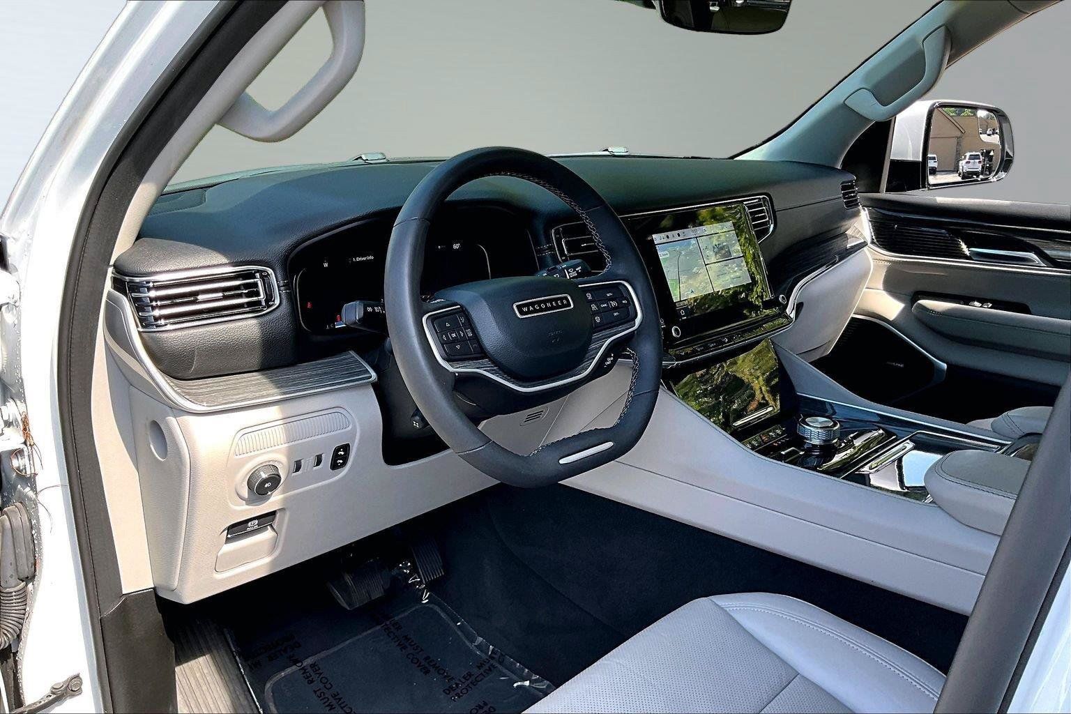Certified 2022 Jeep Wagoneer Series II AWD/4WD image 14