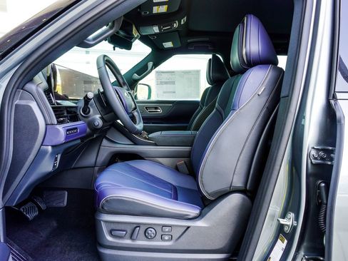 New 2026 INFINITI QX80 4WD image 38