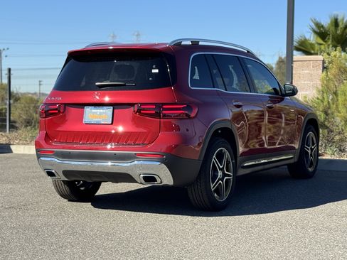 New 2026 Mercedes-Benz GLB 250 image 8