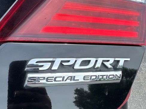 Used 2017 Honda Accord Sport Special Edition image 14