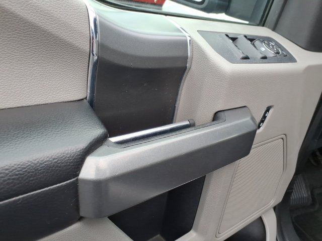 Used 2016 Ford F150 XLT w/ Equipment Group 302A Luxury AWD/4WD image 13