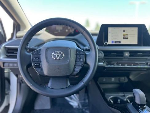 Used 2023 Toyota Prius LE image 11