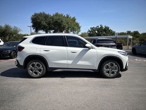 Used 2026 BMW X1 xDrive28i w/ Convenience Package AWD/4WD image 9