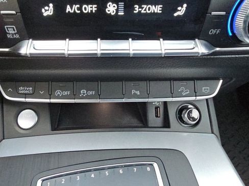 Used 2020 Audi Q5 2.0T Titanium Premium Plus image 46