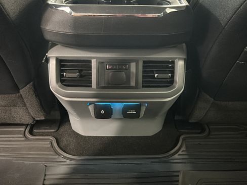 Used 2021 Ford F150 Lariat w/ Equipment Group 502A High AWD/4WD image 14