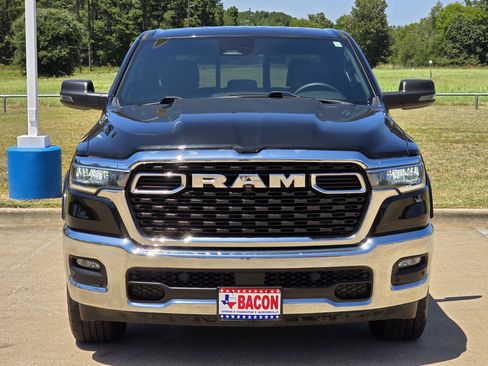 Used 2025 RAM 1500 Big Horn AWD/4WD image 2