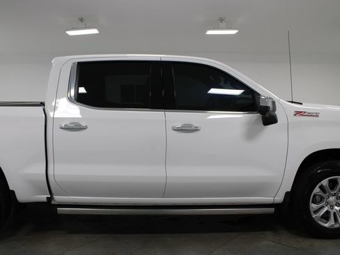 Used 2025 Chevrolet Silverado 1500 LTZ w/ LTZ Premium Package AWD/4WD image 10