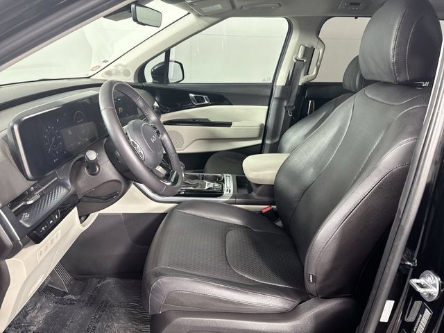 Used 2024 Kia Carnival SX Prestige FWD image 19