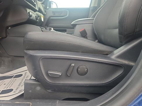 Used 2023 Ford Bronco Sport Badlands image 2