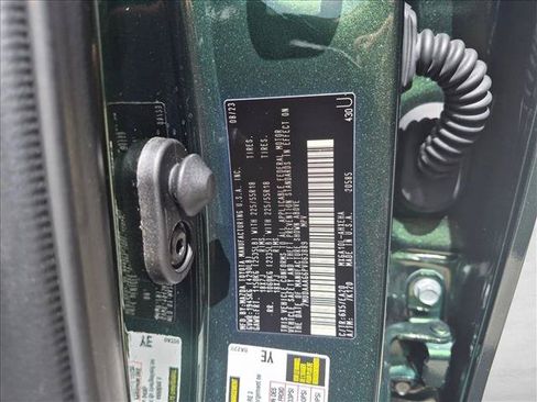 Certified 2023 Toyota Corolla Cross XLE w/ Convenience Package FWD image 23