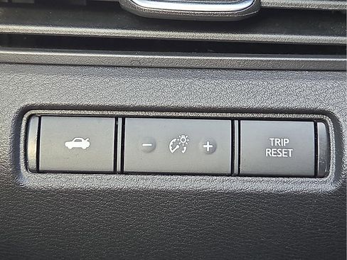 Used 2024 Nissan Altima 2.5 SV image 20