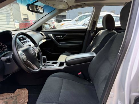 Used 2015 Nissan Altima 2.5 SV w/ Convenience Package FWD image 17
