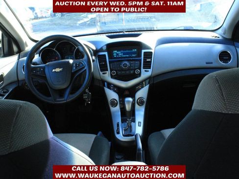 Used 2012 Chevrolet Cruze LS w/ Connectivity Package image 8