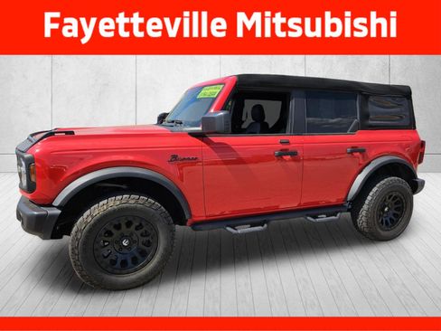 Used 2023 Ford Bronco Black Diamond AWD/4WD image 3
