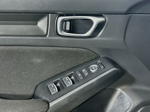 Used 2025 Honda Civic Sport image 24