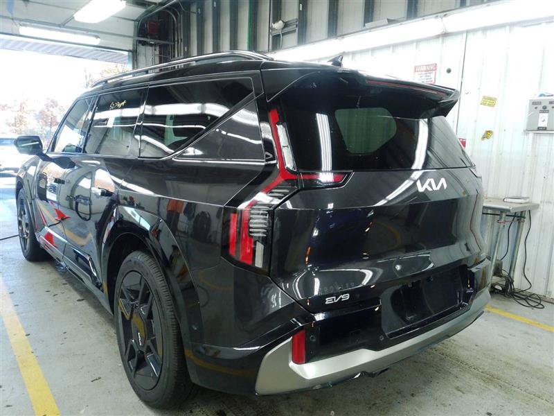 Used 2024 Kia EV9 GT-Line AWD/4WD image 8