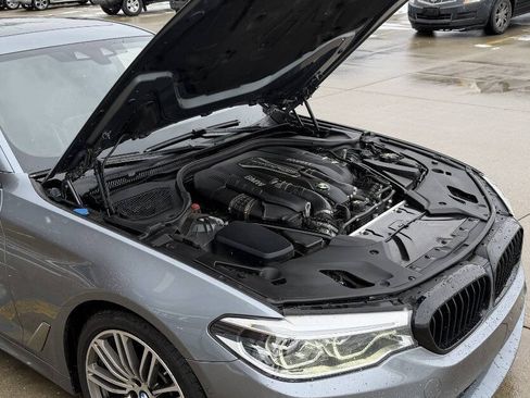 Used 2018 BMW M550i xDrive w/ Driving Assistance Package image 44