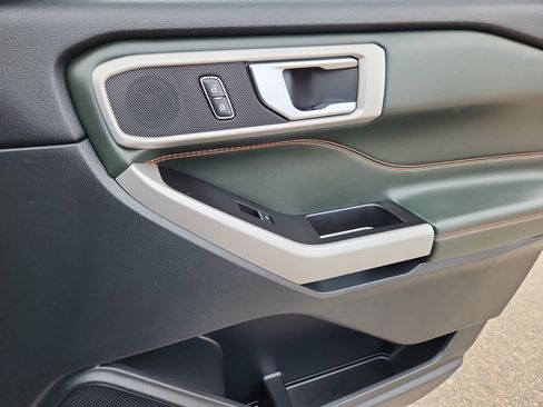 Used 2022 Ford Explorer Timberline image 16