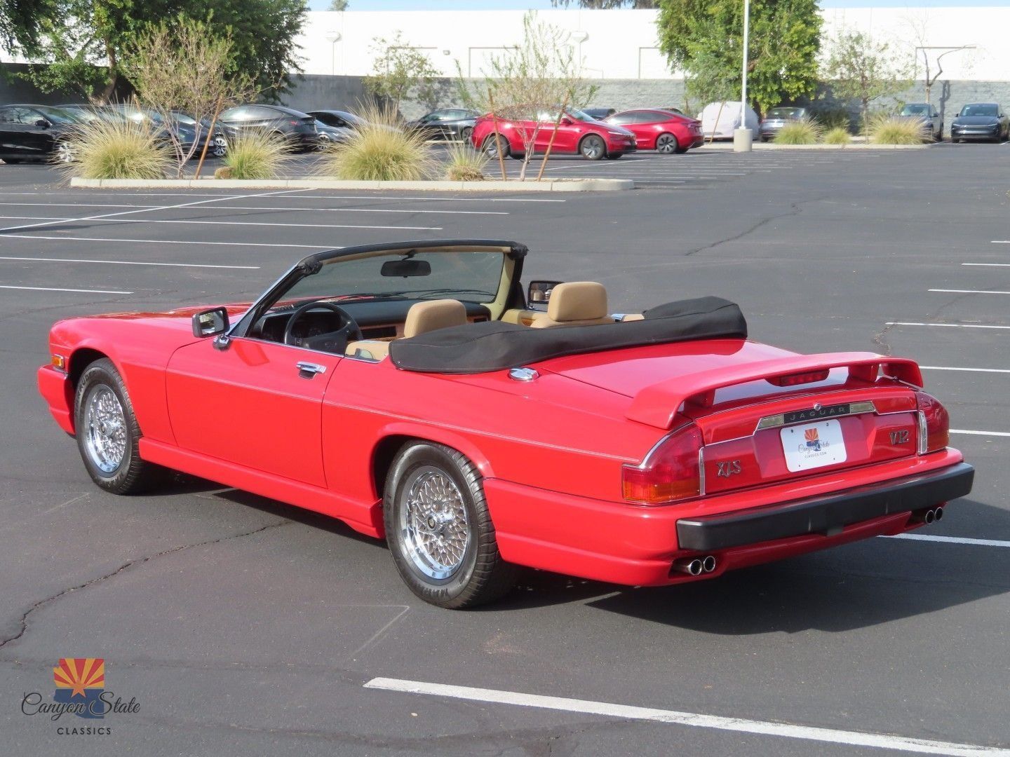 Used 1990 Jaguar XJS V12 Convertible RWD image 11
