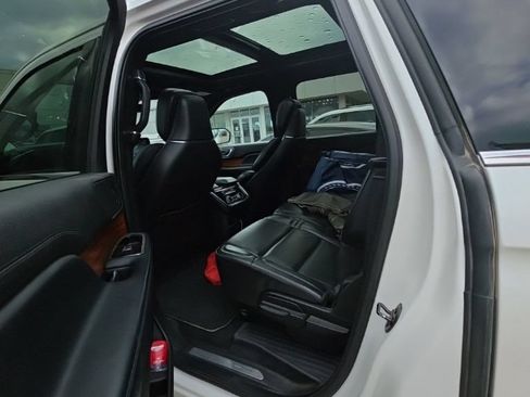 Used 2019 Lincoln Navigator L Reserve AWD/4WD image 6