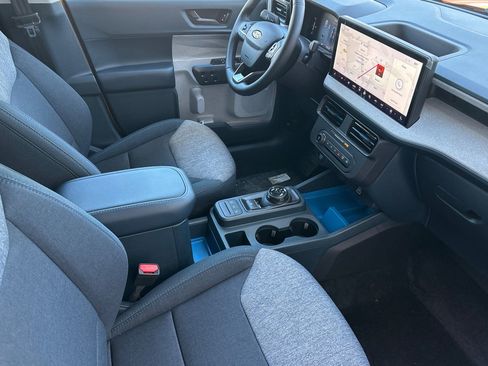 New 2026 Ford Maverick XLT w/ XLT Luxury Package AWD/4WD image 14