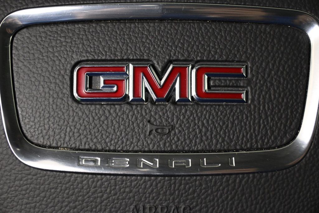 Used 2022 GMC Terrain Denali w/ Denali Premium Package AWD/4WD image 37
