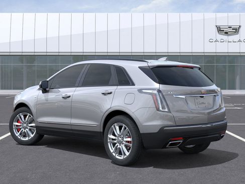 New 2026 Cadillac XT5 Sportv image 3
