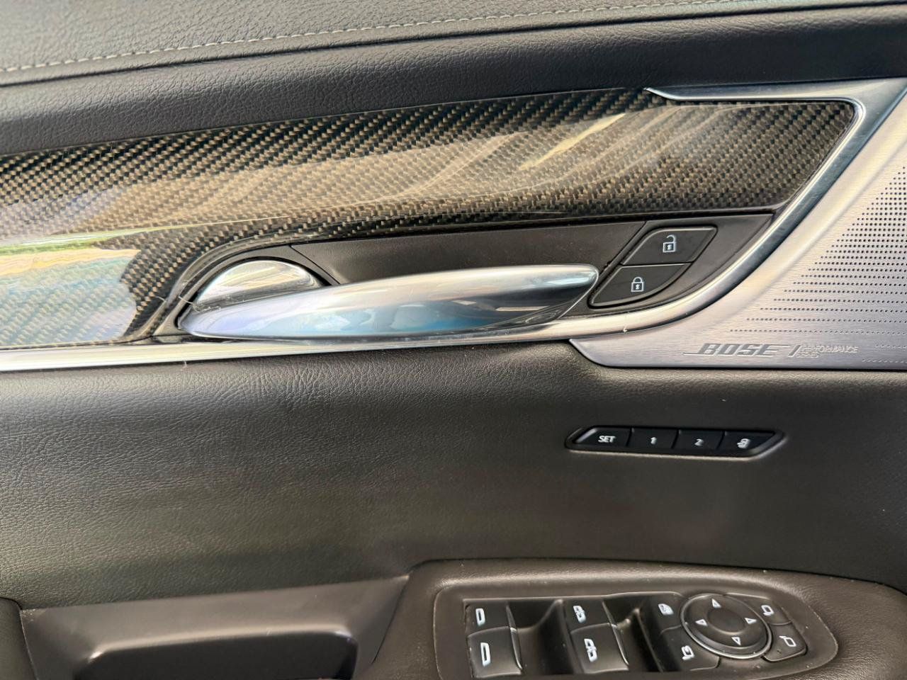 Used 2024 Cadillac XT6 Sport w/ Technology Package AWD/4WD image 12