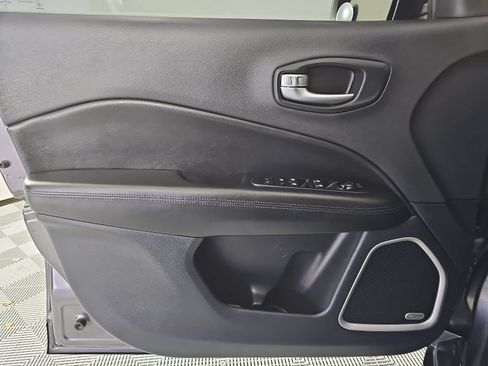 Used 2021 Jeep Compass Latitude w/ Sun and Sound Group FWD image 25