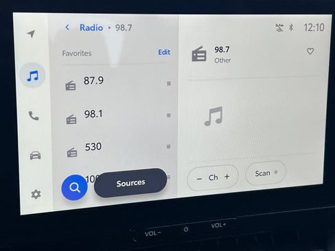 New 2026 Toyota Corolla SE w/ SE Package image 14