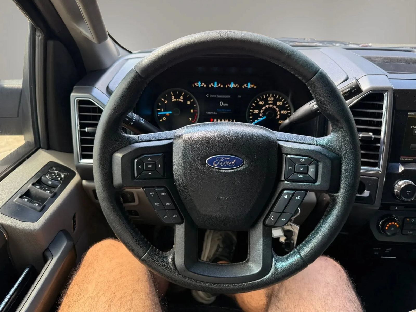 Used 2015 Ford F150 XLT w/ Equipment Group 302A Luxury RWD image 27