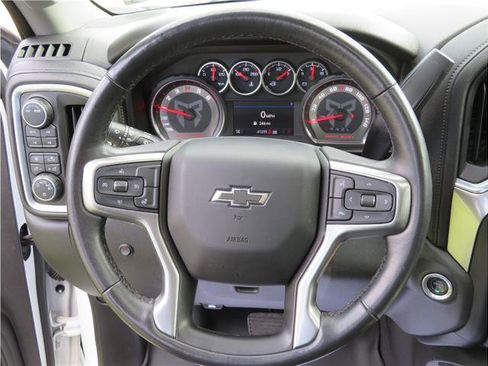 Used 2021 Chevrolet Silverado 1500 RST w/ Convenience Package II image 12