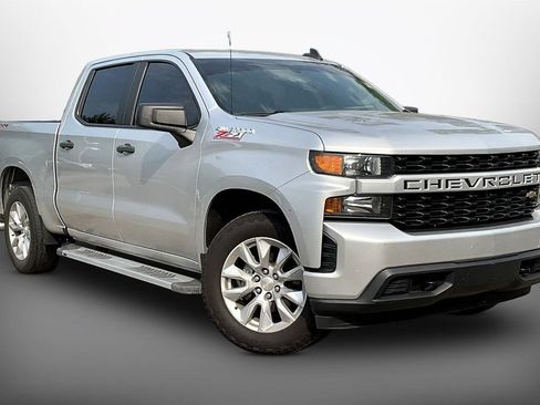 Used 2021 Chevrolet Silverado 1500 Custom AWD/4WD image 3