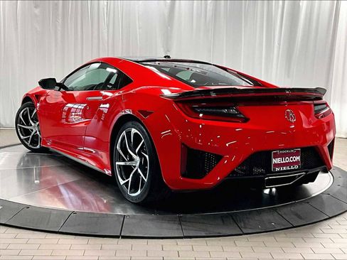 Used 2021 Acura NSX image 3
