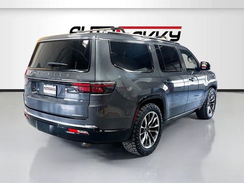 Used 2022 Jeep Wagoneer Series III w/ Premium Group I image 7