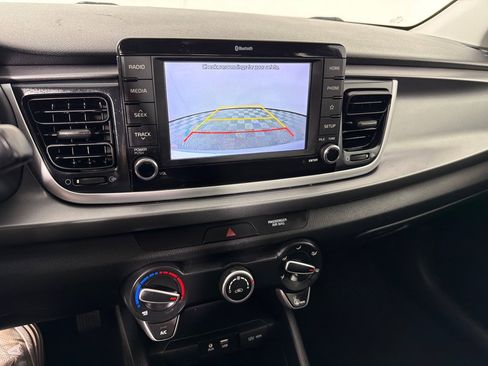 Used 2019 Kia Rio S image 13