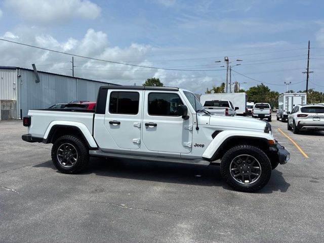 Used 2021 Jeep Gladiator Overland w/ Trailer Tow Package AWD/4WD image 2