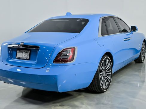 Used 2023 Rolls-Royce Ghost image 12